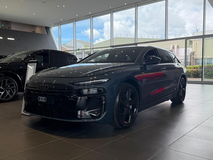 Audi A6 Avant 100kWh Performance Black Edition Auto 5dr