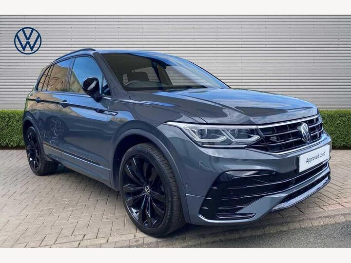 Volkswagen Tiguan 1.5 TSI Black Edition DSG Euro 6 (s/s) 5dr Volkswagen Tiguan 1.5 TSI Black Edition DSG Euro 6 (s/s) 5dr