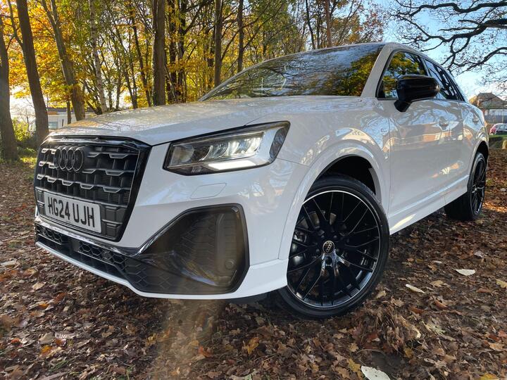 Audi Q2 1.0 TFSI 30 Black Edition Euro 6 (s/s) 5dr