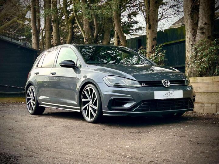 Volkswagen GOLF 2.0 TSI BlueMotion Tech R DSG 4Motion Euro 6 (s/s) 5dr Volkswagen GOLF 2.0 TSI BlueMotion Tech R DSG 4Motion Euro 6 (s/s) 5dr