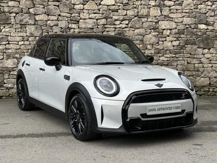 MINI Hatch 2.0 Cooper S Exclusive Steptronic Euro 6 (s/s) 5dr