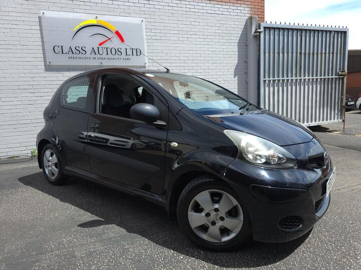 Toyota AYGO 1.0 VVT-i Black MultiMode Euro 4 5dr (AC)