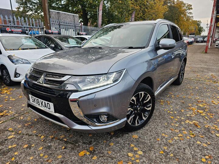 Mitsubishi Outlander 2.0h 12kWh 4h CVT 4WD Euro 6 (s/s) 5dr Mitsubishi Outlander 2.0h 12kWh 4h CVT 4WD Euro 6 (s/s) 5dr