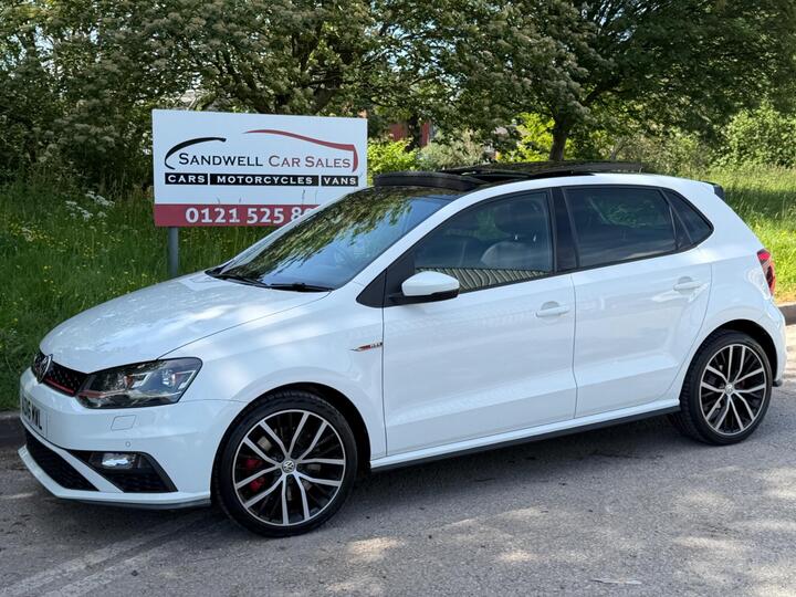 Volkswagen Polo 1.8 TSI BlueMotion Tech GTI Euro 6 (s/s) 5dr Volkswagen Polo 1.8 TSI BlueMotion Tech GTI Euro 6 (s/s) 5dr