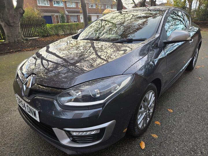 Renault Megane 1.5 DCi ENERGY Knight Edition Euro 5 (s/s) 3dr Renault Megane 1.5 DCi ENERGY Knight Edition Euro 5 (s/s) 3dr