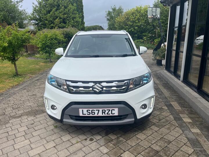 Suzuki Vitara 1.6 SZ5 Euro 6 (s/s) 5dr Suzuki Vitara 1.6 SZ5 Euro 6 (s/s) 5dr