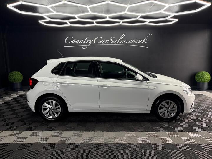 Volkswagen POLO 1.0 TSI Life DSG Euro 6 (s/s) 5dr Volkswagen POLO 1.0 TSI Life DSG Euro 6 (s/s) 5dr