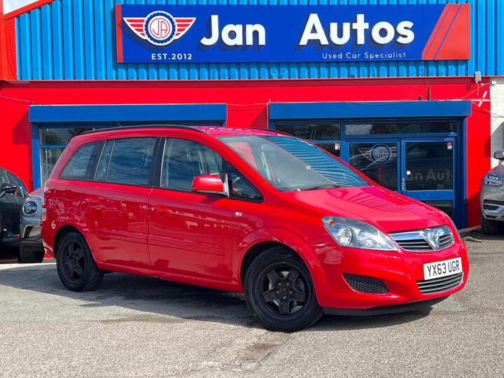 Vauxhall Zafira 1.6 16V Exclusiv Euro 5 5dr (SNav) Vauxhall Zafira 1.6 16V Exclusiv Euro 5 5dr (SNav)