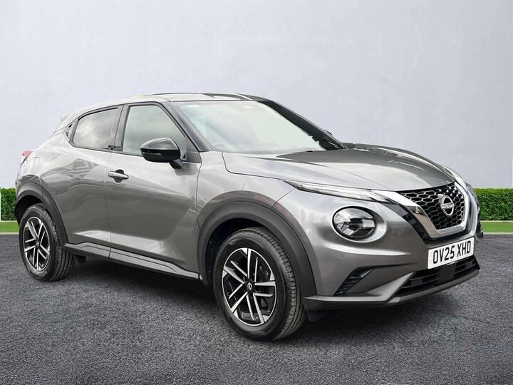 Nissan JUKE 1.0 DIG-T N-Connecta Euro 6 (s/s) 5dr