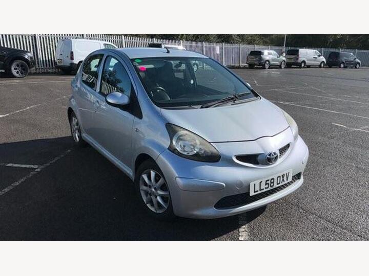 Toyota AYGO 1.0 VVT-i Platinum Euro 4 5dr