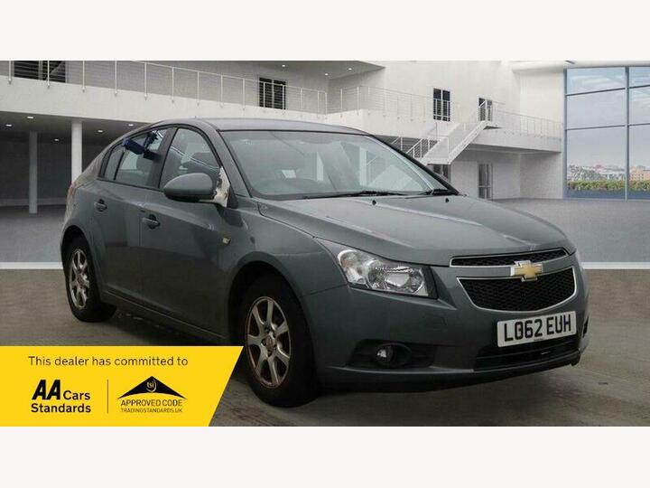 Chevrolet Cruze 2.0 VCDi LT Euro 5 5dr Chevrolet Cruze 2.0 VCDi LT Euro 5 5dr