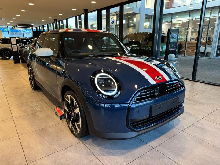 MINI Cooper 2.0S Oxford Edition Steptronic Euro 6 (s/s) 3dr