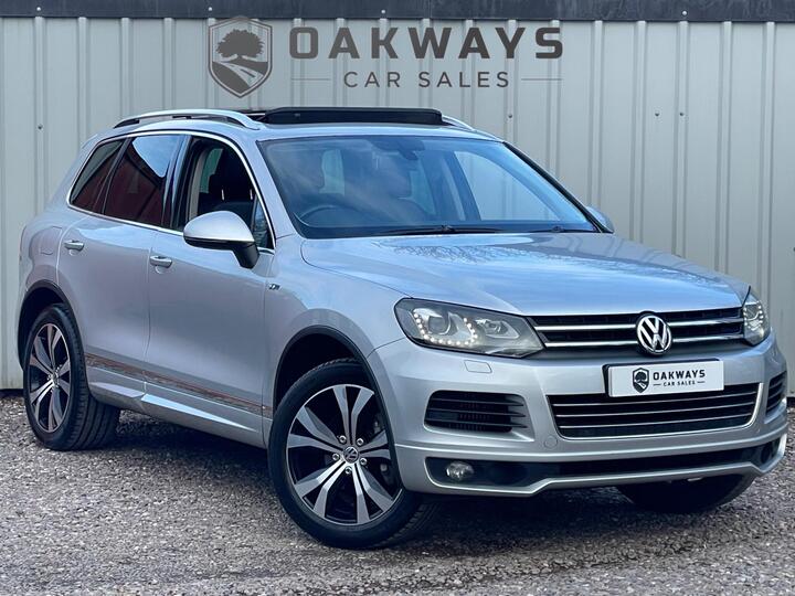 Volkswagen Touareg 3.0 TDI V6 BlueMotion Tech R-Line Tiptronic 4WD Euro 5 (s/s) 5dr Volkswagen Touareg 3.0 TDI V6 BlueMotion Tech R-Line Tiptronic 4WD Euro 5 (s/s) 5dr