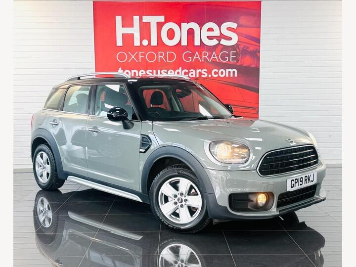 MINI COUNTRYMAN 1.5 Cooper Classic Steptronic Euro 6 (s/s) 5dr