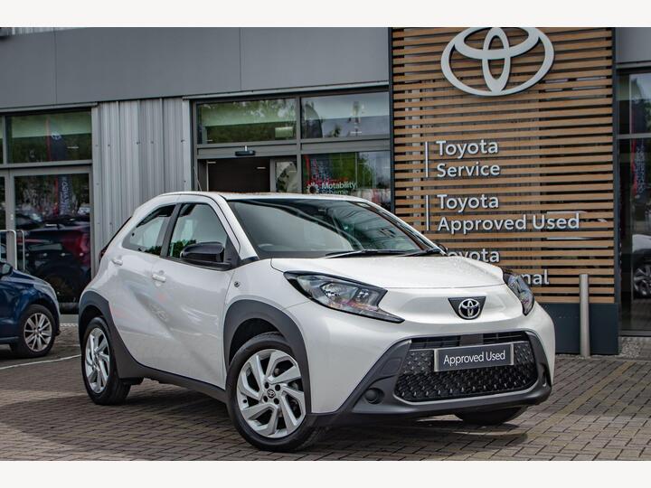 Toyota Aygo X 1.0 VVT-i Pure X-shift Euro 6 (s/s) 5dr Toyota Aygo X 1.0 VVT-i Pure X-shift Euro 6 (s/s) 5dr