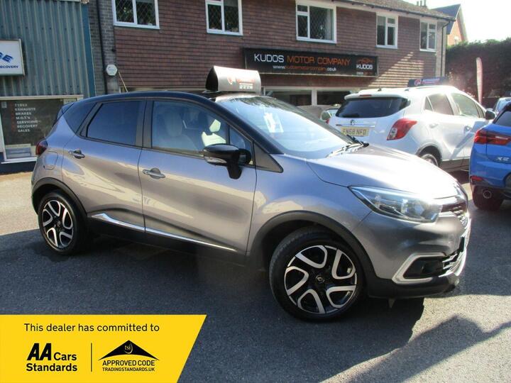 Renault CAPTUR 1.3 TCe ENERGY Iconic Euro 6 (s/s) 5dr