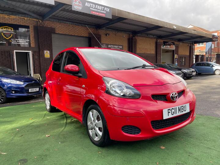 Toyota AYGO 1.0 VVT-i Go Euro 5 5dr