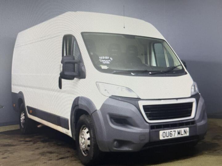 Peugeot BOXER 2.0 BlueHDi 435 Professional Panel Van 5dr Diesel Manual L4 H2 Euro 6 (130 Ps)