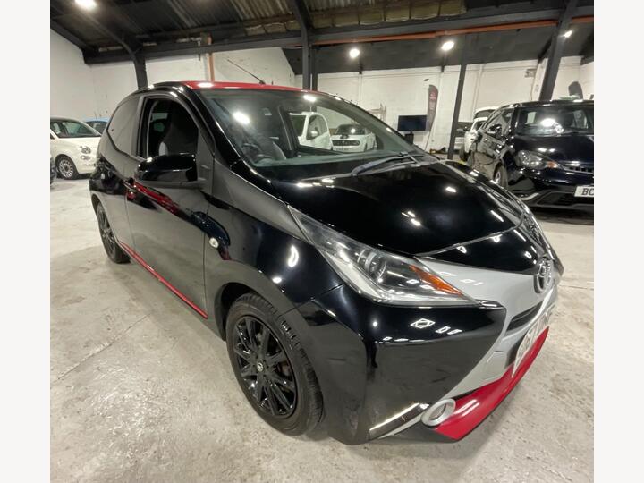 Toyota Aygo 1.0 VVT-i X-press Euro 6 5dr Toyota Aygo 1.0 VVT-i X-press Euro 6 5dr