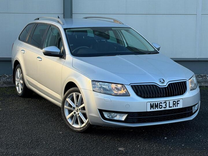 Skoda Octavia 2.0 TDI Elegance DSG Euro 5 (s/s) 5dr Skoda Octavia 2.0 TDI Elegance DSG Euro 5 (s/s) 5dr