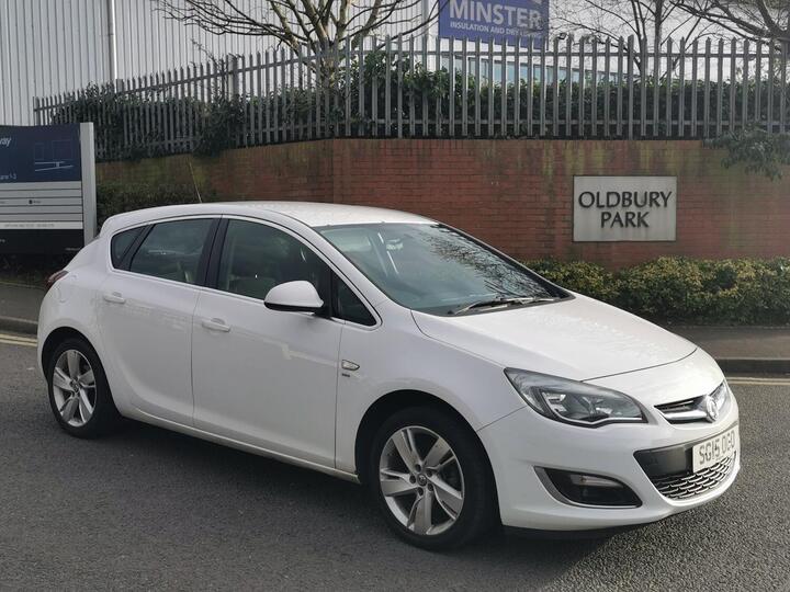 Vauxhall Astra 1.4i SRi Euro 6 5dr Vauxhall Astra 1.4i SRi Euro 6 5dr