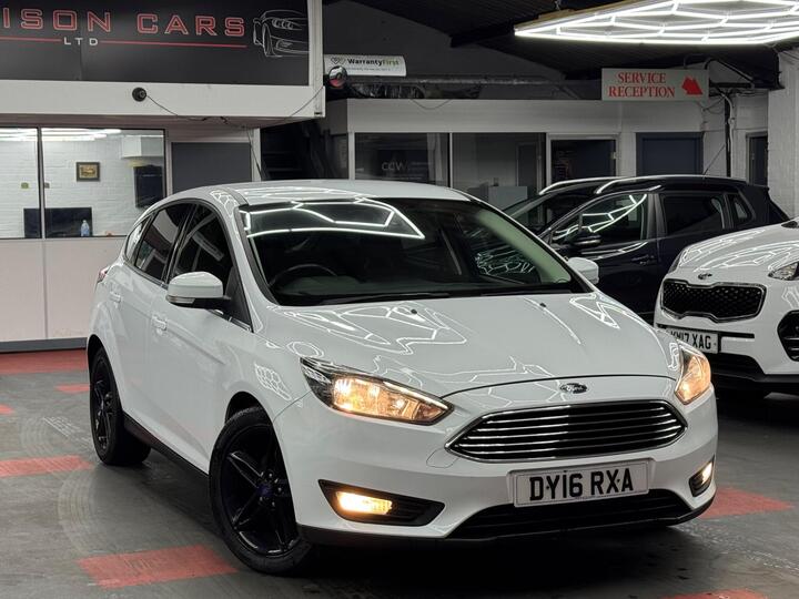 Ford Focus 1.0T EcoBoost Zetec Euro 6 (s/s) 5dr