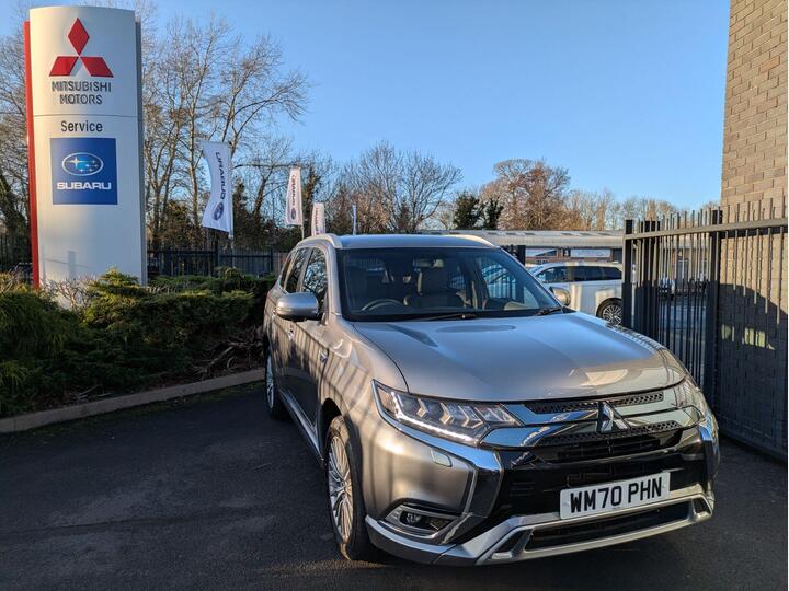 Mitsubishi Outlander 2.4h TwinMotor 13.8kWh Exceed CVT 4WD Euro 6 (s/s) 5dr