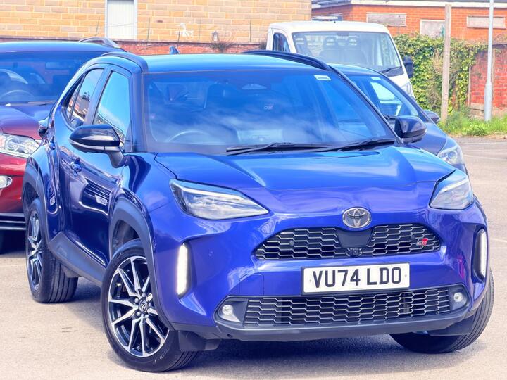 Toyota Yaris Cross 1.5 VVT-h GR SPORT E-CVT Euro 6 (s/s) 5dr