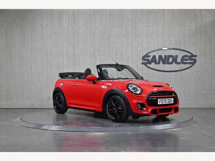 MINI Convertible 2.0 Cooper S Sport Euro 6 (s/s) 2dr MINI Convertible 2.0 Cooper S Sport Euro 6 (s/s) 2dr