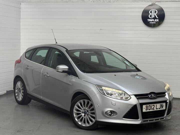 Ford Focus 1.0T EcoBoost Titanium X Euro 5 (s/s) 5dr