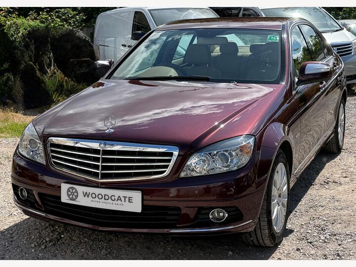 Mercedes-Benz C Class 2.1 C220 CDI Elegance Auto Euro 4 4dr