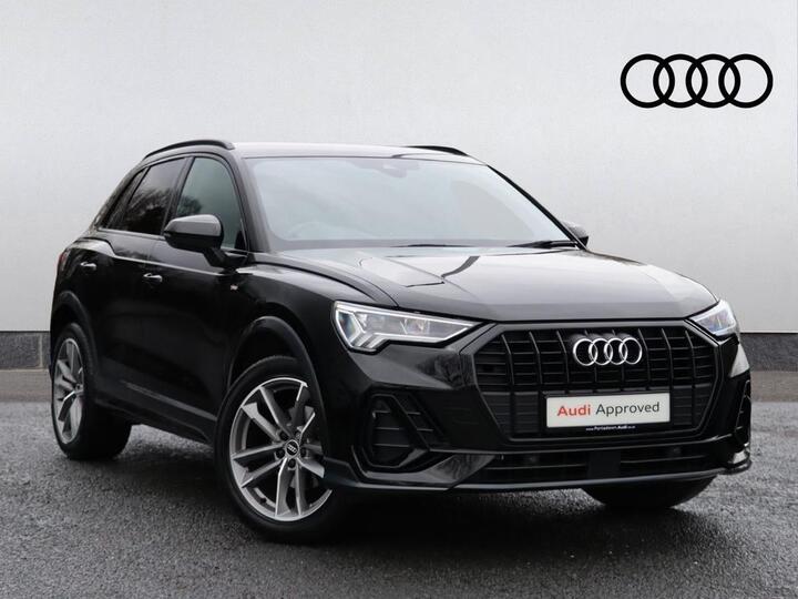 Audi Q3 1.5 TFSI CoD 35 Black Edition S Tronic Euro 6 (s/s) 5dr