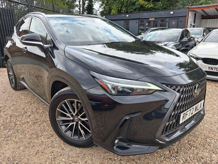 Lexus NX 2.5 450h+ 18.1kWh E-CVT 4WD Euro 6 (s/s) 5dr