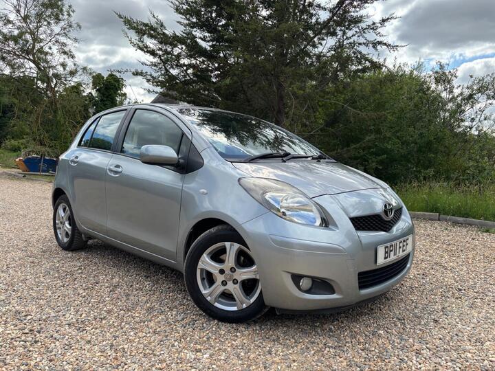 Toyota Yaris 1.33 Dual VVT-i TR Euro 5 (s/s) 5dr