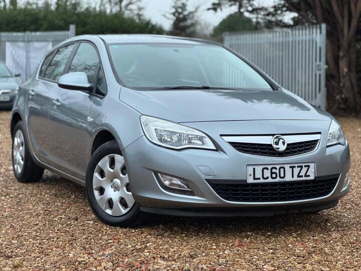 Vauxhall Astra 1.6 16v Exclusiv Auto Euro 5 5dr