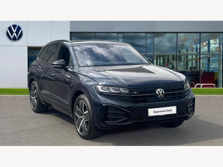 Volkswagen Touareg 3.0 TDI V6 Black Edition Tiptronic 4Motion Euro 6 (s/s) 5dr