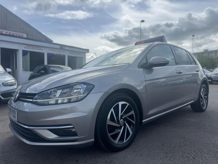 Volkswagen Golf 1.6 TDI Match Euro 6 (s/s) 5dr