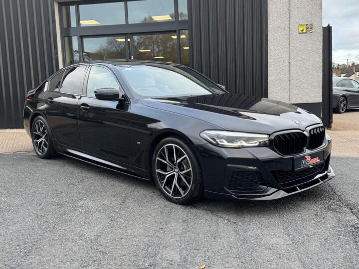 BMW 5 SERIES 2.0 520d MHT M Sport Steptronic Euro 6 (s/s) 4dr BMW 5 SERIES 2.0 520d MHT M Sport Steptronic Euro 6 (s/s) 4dr