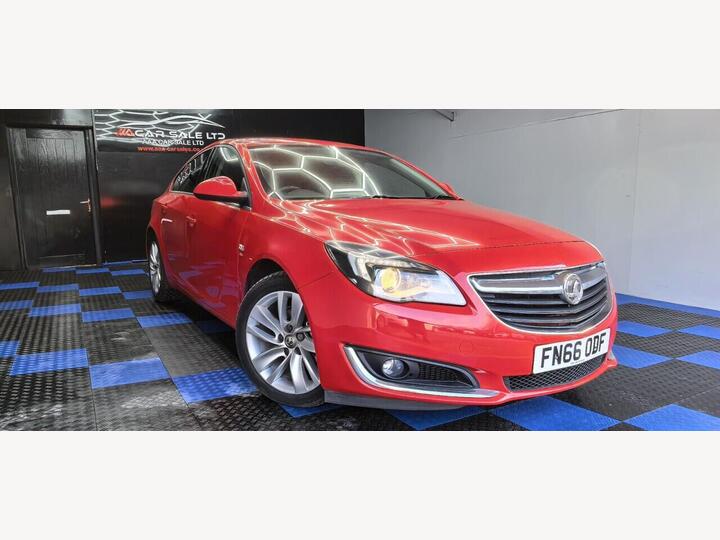 Vauxhall INSIGNIA 2.0 CDTi SRi Nav Euro 6 (s/s) 5dr Vauxhall INSIGNIA 2.0 CDTi SRi Nav Euro 6 (s/s) 5dr