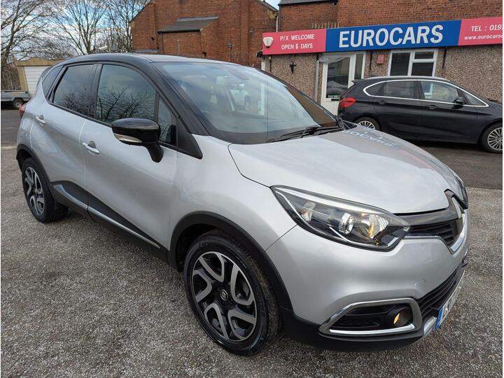 Renault Captur 1.2 TCe ENERGY Signature Nav Euro 6 (s/s) 5dr