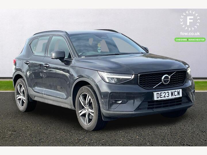 Volvo Xc40 2.0 B3 MHEV Plus Dark DCT Auto Euro 6 (s/s) 5dr