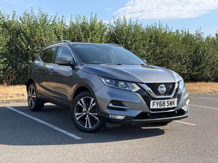 Nissan Qashqai 1.3 DIG-T N-Connecta Euro 6 (s/s) 5dr