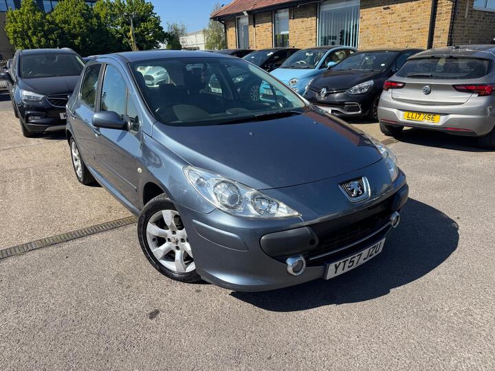 Peugeot 307 1.6 16v S Tiptronic 5dr Peugeot 307 1.6 16v S Tiptronic 5dr