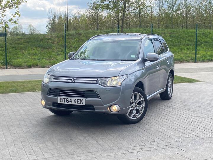 Mitsubishi Outlander 2.0h 12kWh GX4h CVT 4WD Euro 5 (s/s) 5dr Mitsubishi Outlander 2.0h 12kWh GX4h CVT 4WD Euro 5 (s/s) 5dr