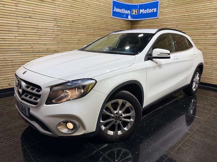 Mercedes-Benz GLA 1.6 GLA200 SE Euro 6 (s/s) 5dr Mercedes-Benz GLA 1.6 GLA200 SE Euro 6 (s/s) 5dr