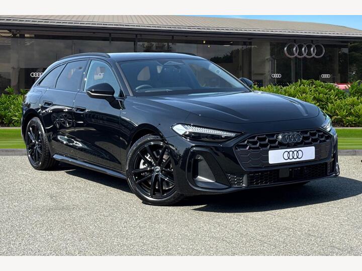 Audi A5 Avant 2.0 E-hybrid 25.9kWh Black Edition S Tronic Quattro Euro 6 (s/s) 5dr