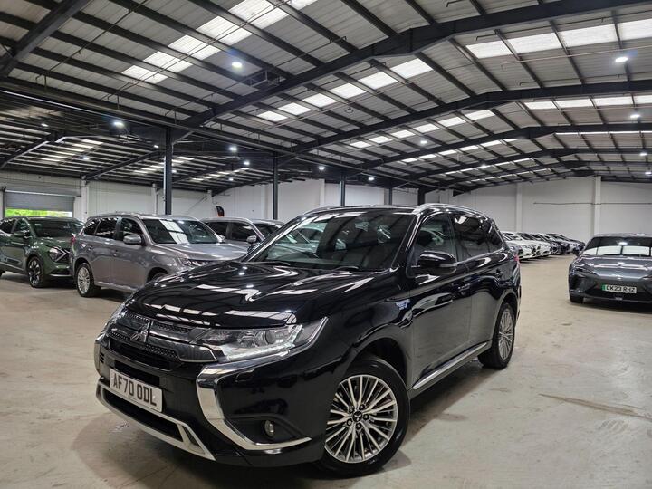 Mitsubishi Outlander 2.4h TwinMotor 13.8kWh Dynamic CVT 4WD Euro 6 (s/s) 5dr
