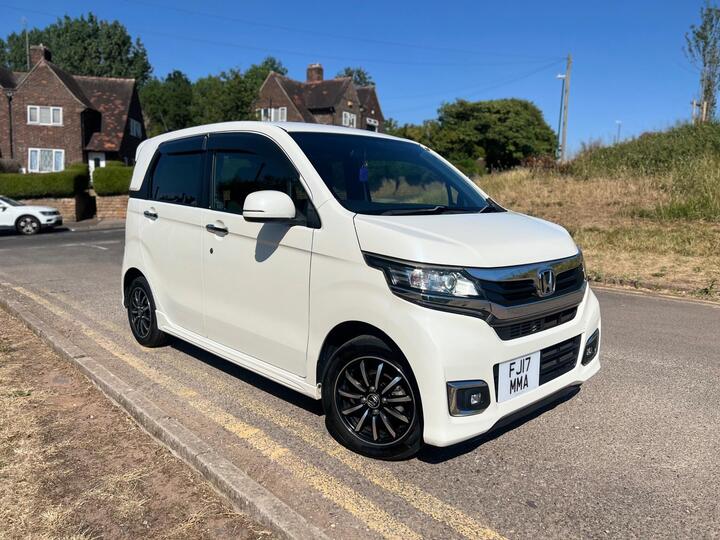 Honda N-Box 659cc