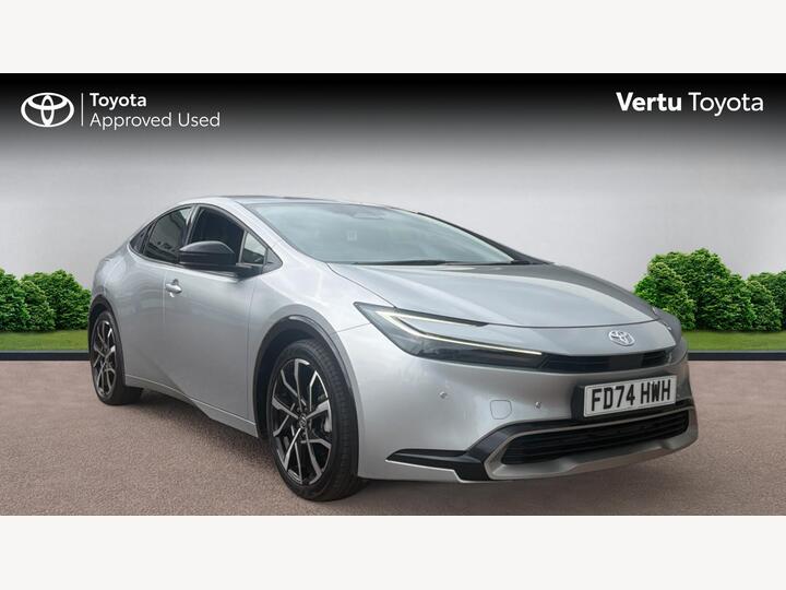 Toyota Prius 2.0 13.6kWh Excel CVT Euro 6 (s/s) 5dr Toyota Prius 2.0 13.6kWh Excel CVT Euro 6 (s/s) 5dr