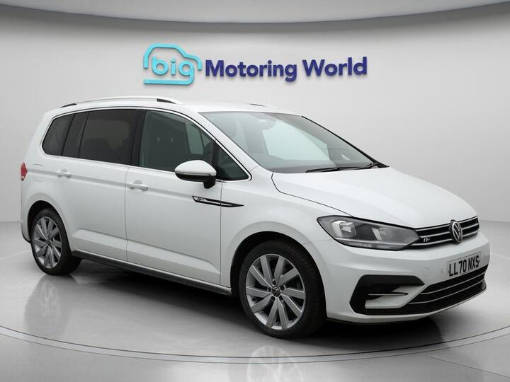 Volkswagen Touran 1.5 TSI EVO R-Line DSG Euro 6 (s/s) 5dr Volkswagen Touran 1.5 TSI EVO R-Line DSG Euro 6 (s/s) 5dr